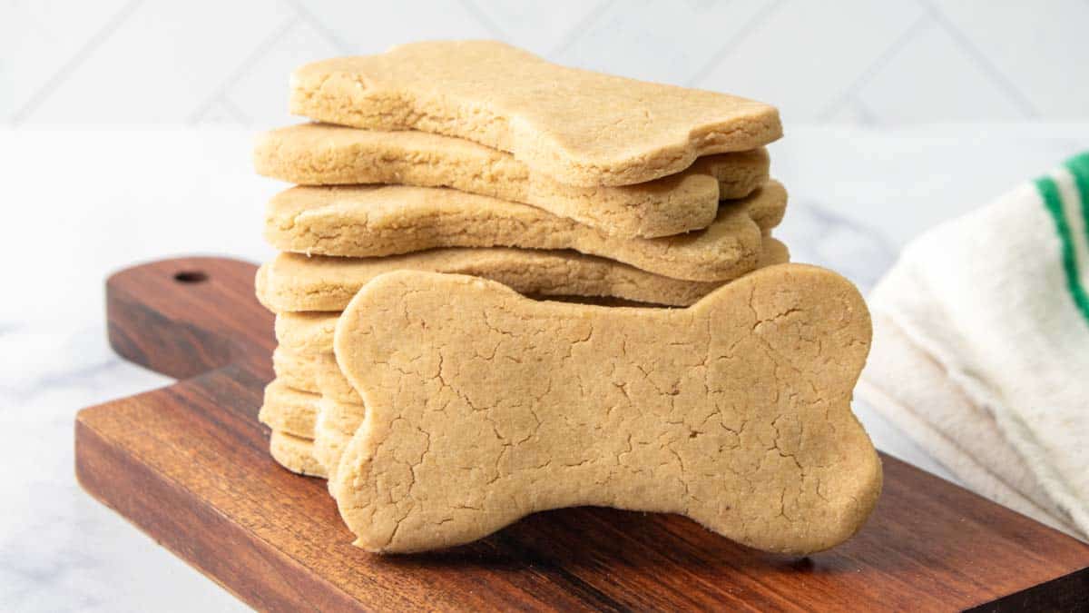 17 Homemade Gluten Free Dog Treat Recipes Your Dog Will Love! | It's A ...